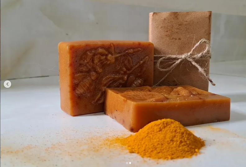Saffron & Rose Bridal Glow Soap (With Kojic & Vitamin C)